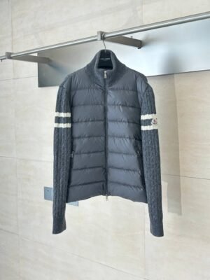 モンクレール メンズ ダウンジャケット コピー 最新モデル ベストセラー