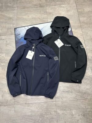 モンクレール メンズ ダウンジャケット コピー 高級感 絶賛発売中