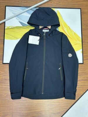 モンクレール メンズ ダウンジャケット コピー 人気 即納