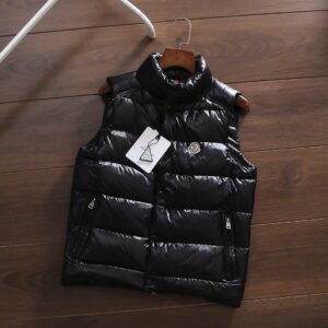 モンクレール メンズ ダウンジャケット コピー品 季節限定 特別割引