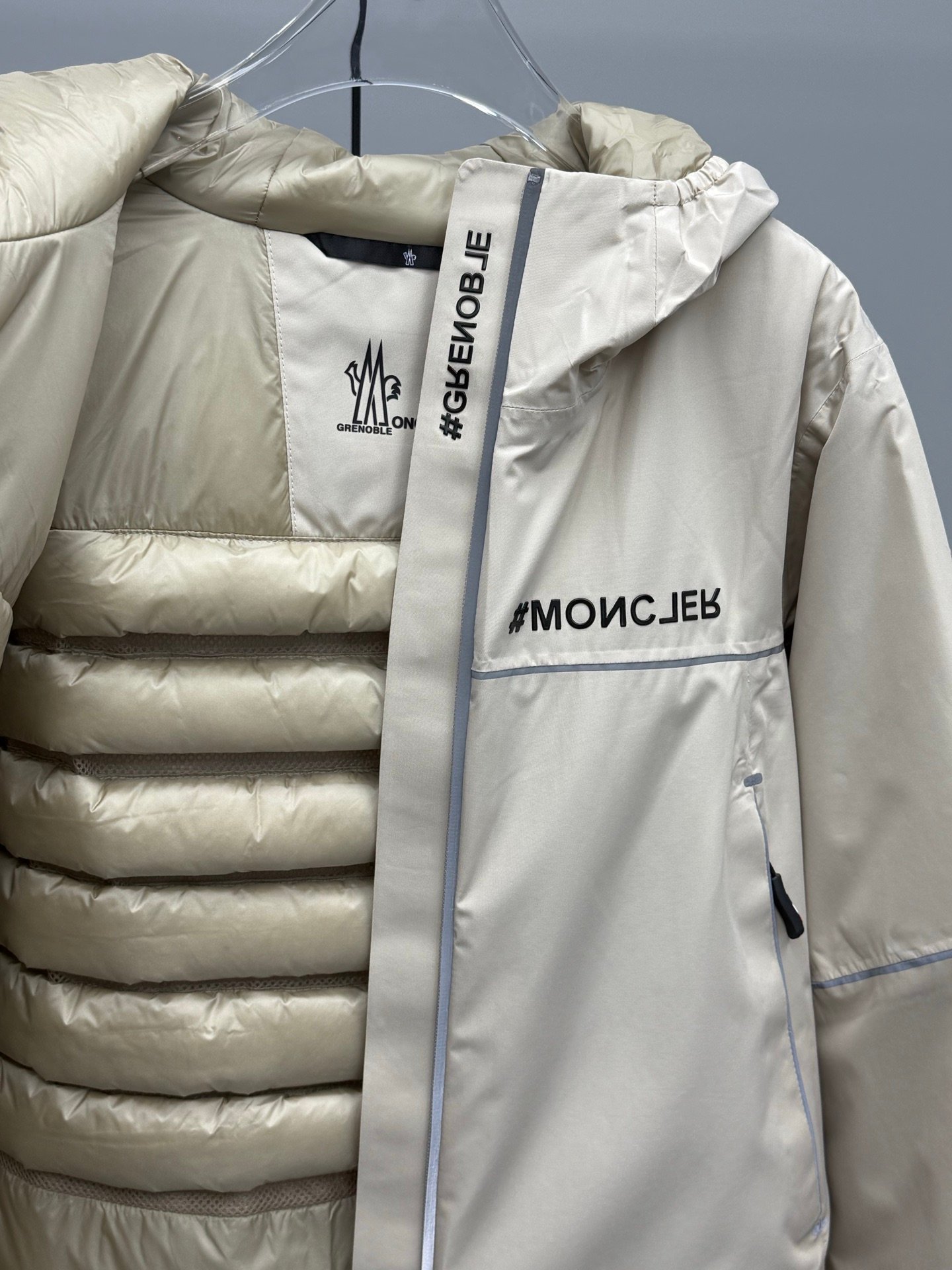 モンクレール ダウンジャケット メンズー