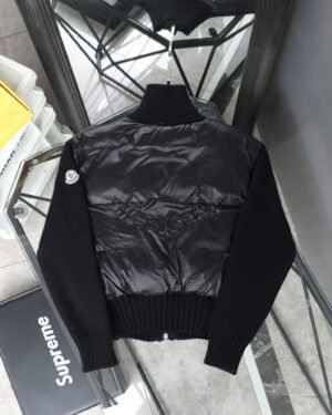 モンクレール ダウンジャケット レディース