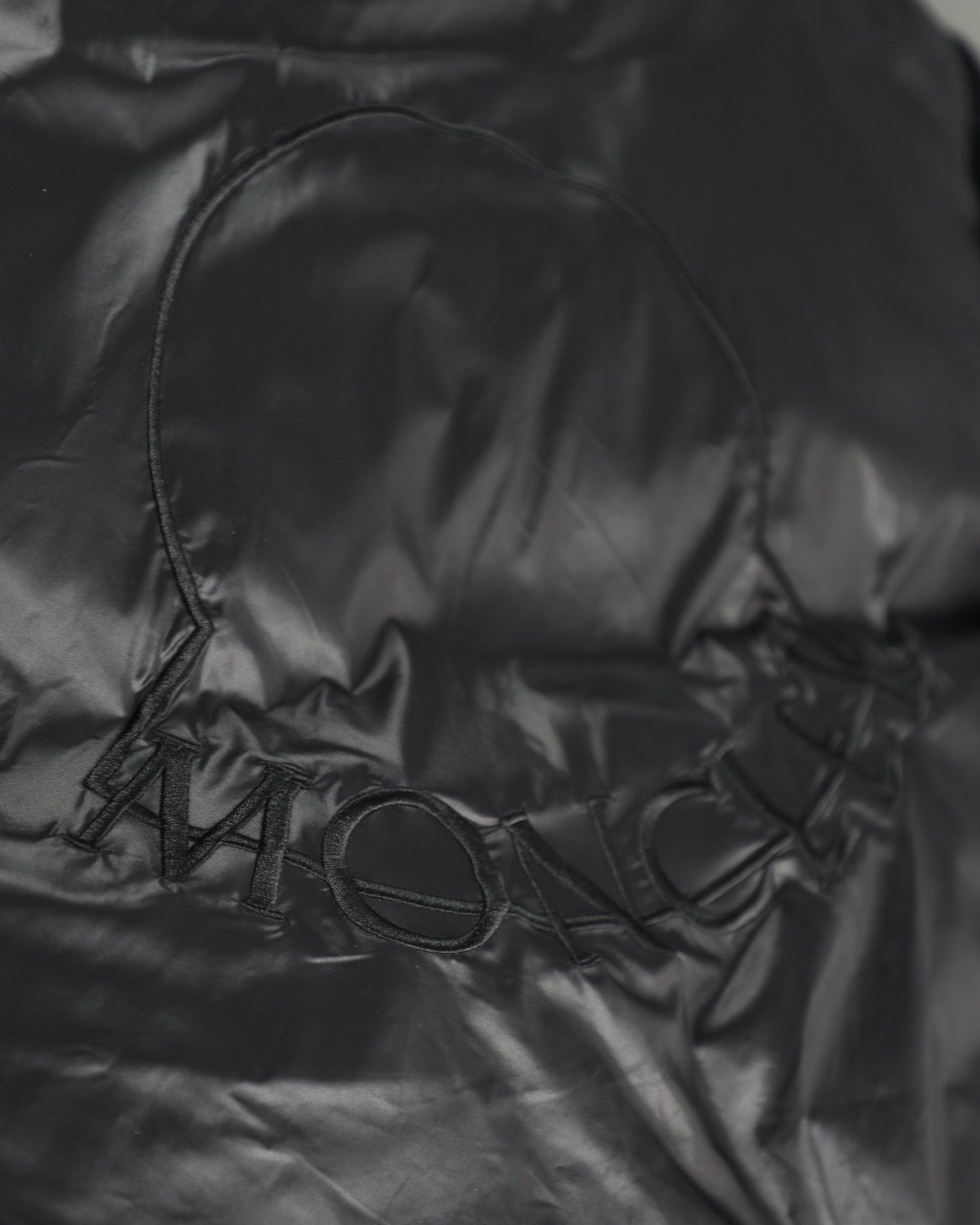 モンクレール ダウンジャケット レディース