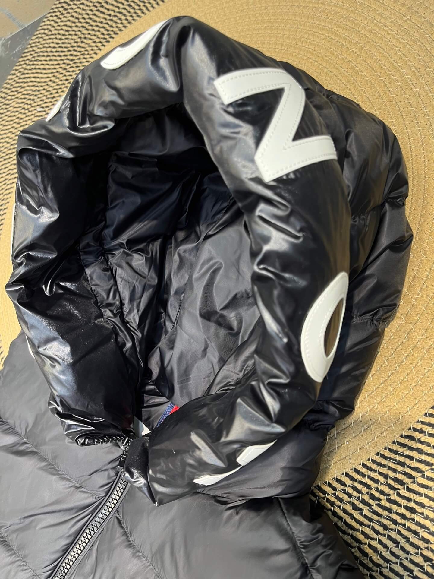 モンクレール メンズ ダウンジャケット コピー 通販 特別仕様