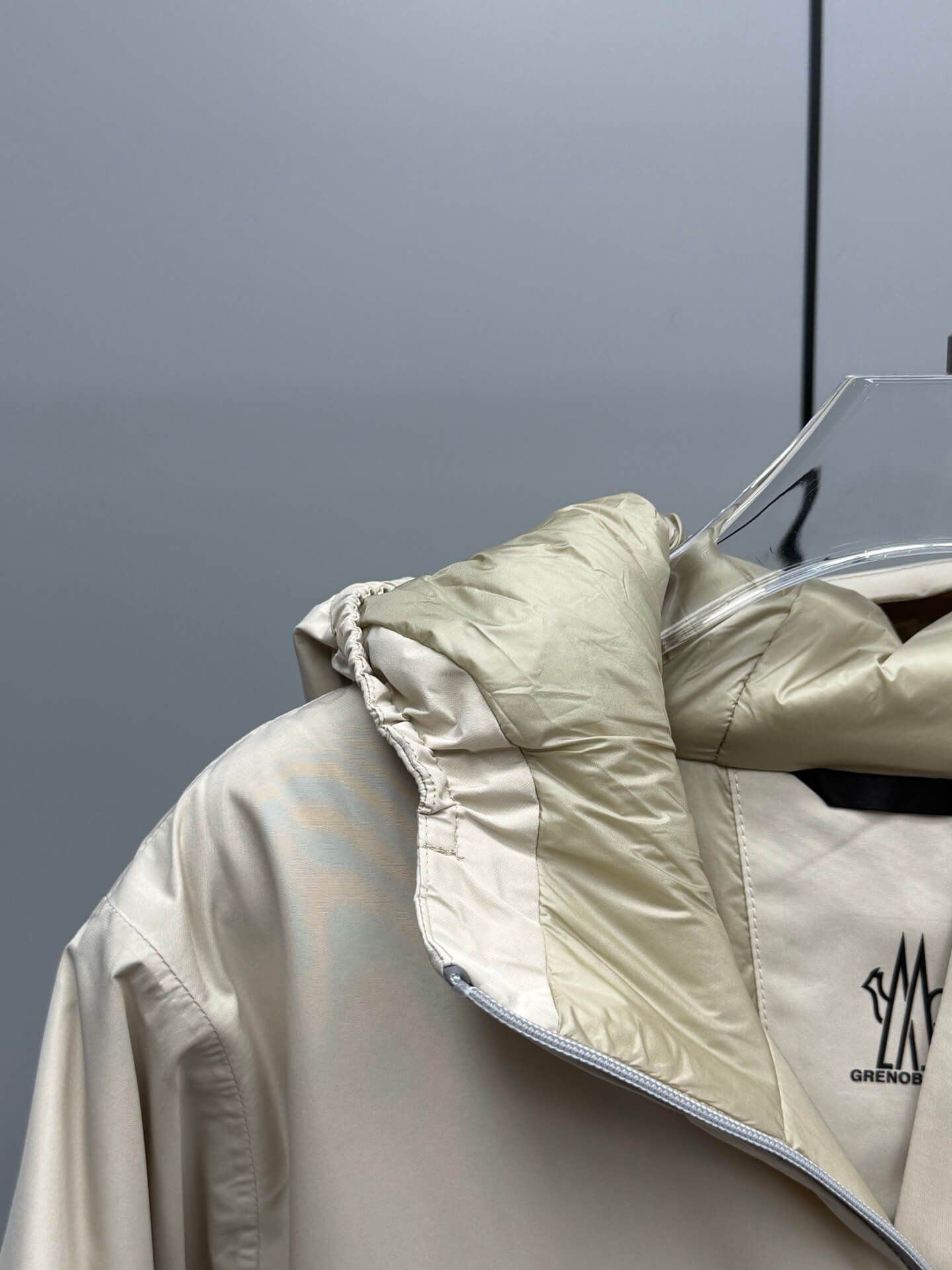 モンクレール メンズ ダウンジャケット スーパーコピー 注目商品 防寒