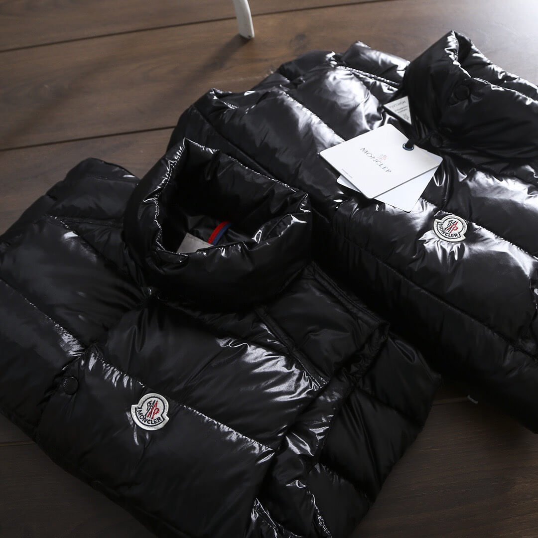 モンクレール メンズ ダウンジャケット コピー品 季節限定 特別割引