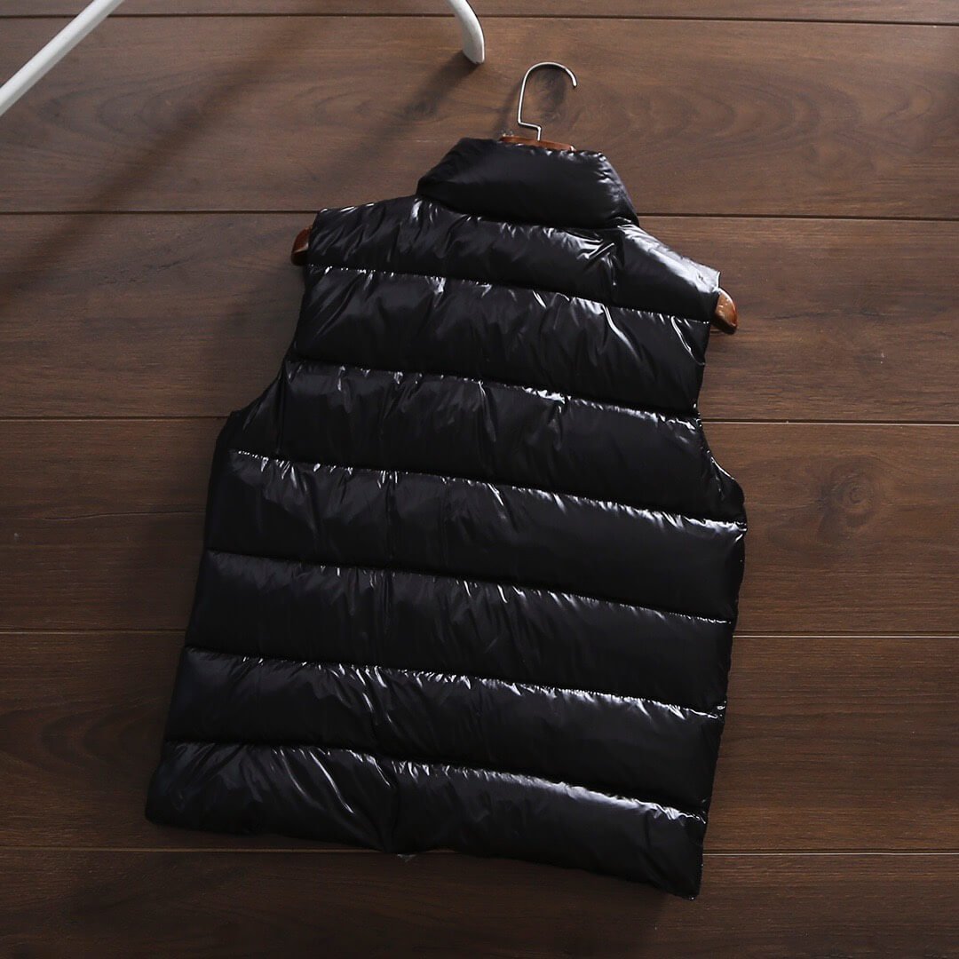 モンクレール メンズ ダウンジャケット コピー品 季節限定 特別割引