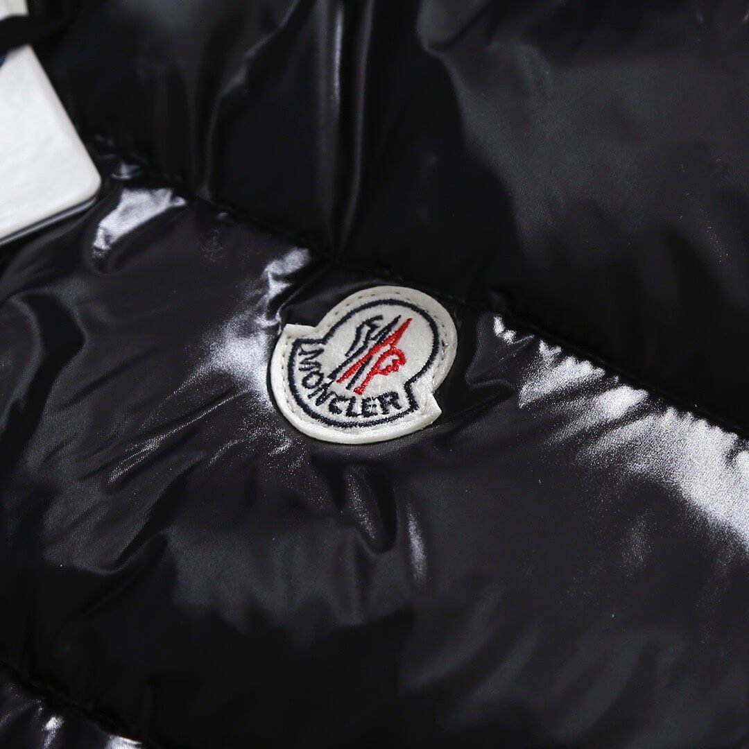 モンクレール メンズ ダウンジャケット コピー品 季節限定 特別割引