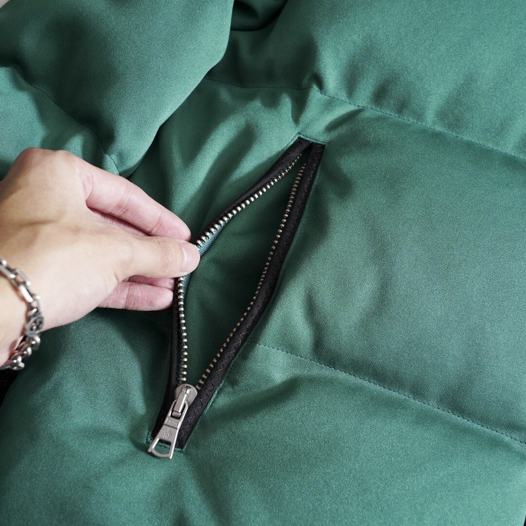 モンクレール メンズ ダウンジャケット コピー 通販 特別仕様