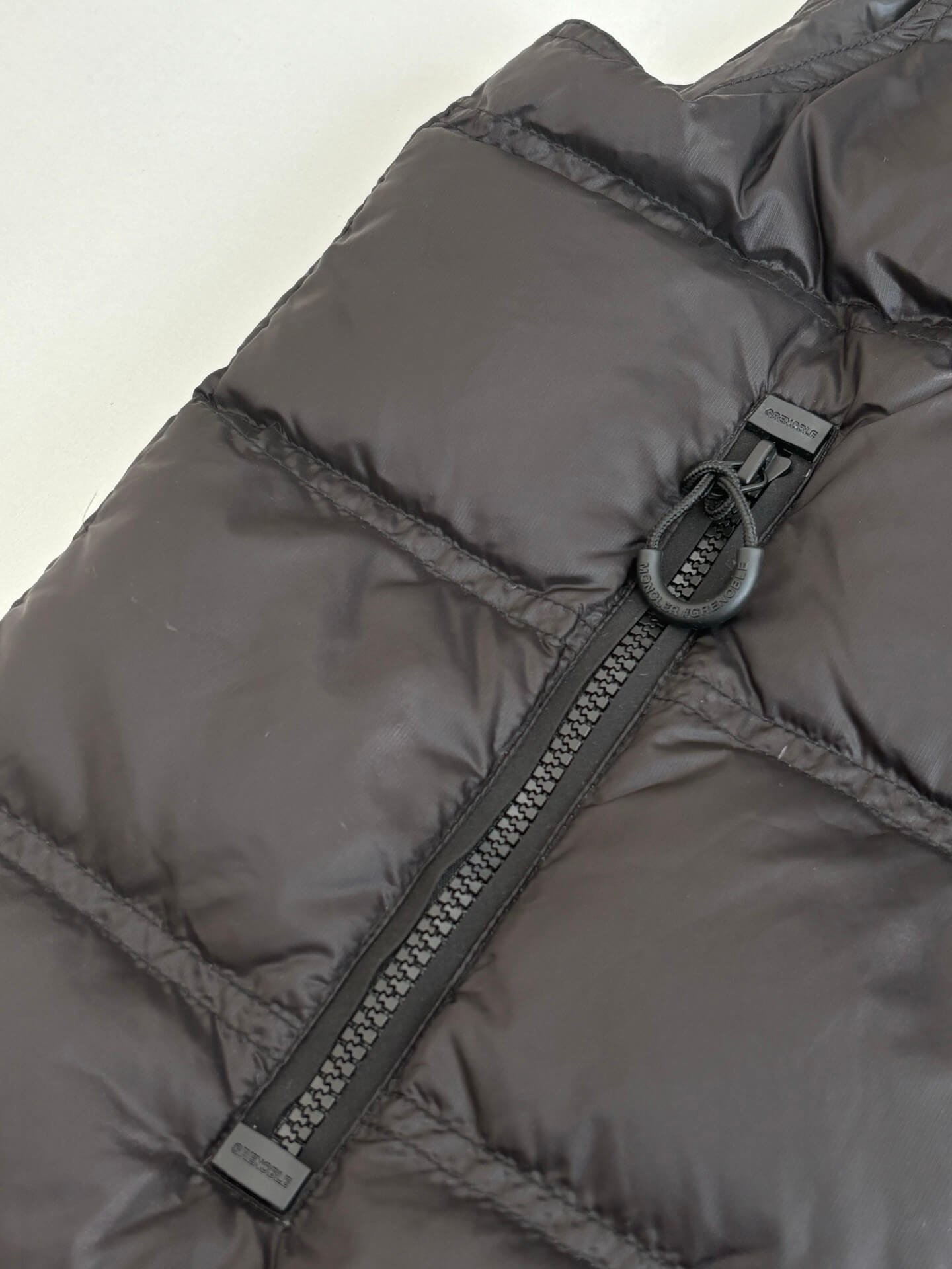 モンクレール メンズ ダウンジャケット コピー品 ファッション 送料無料