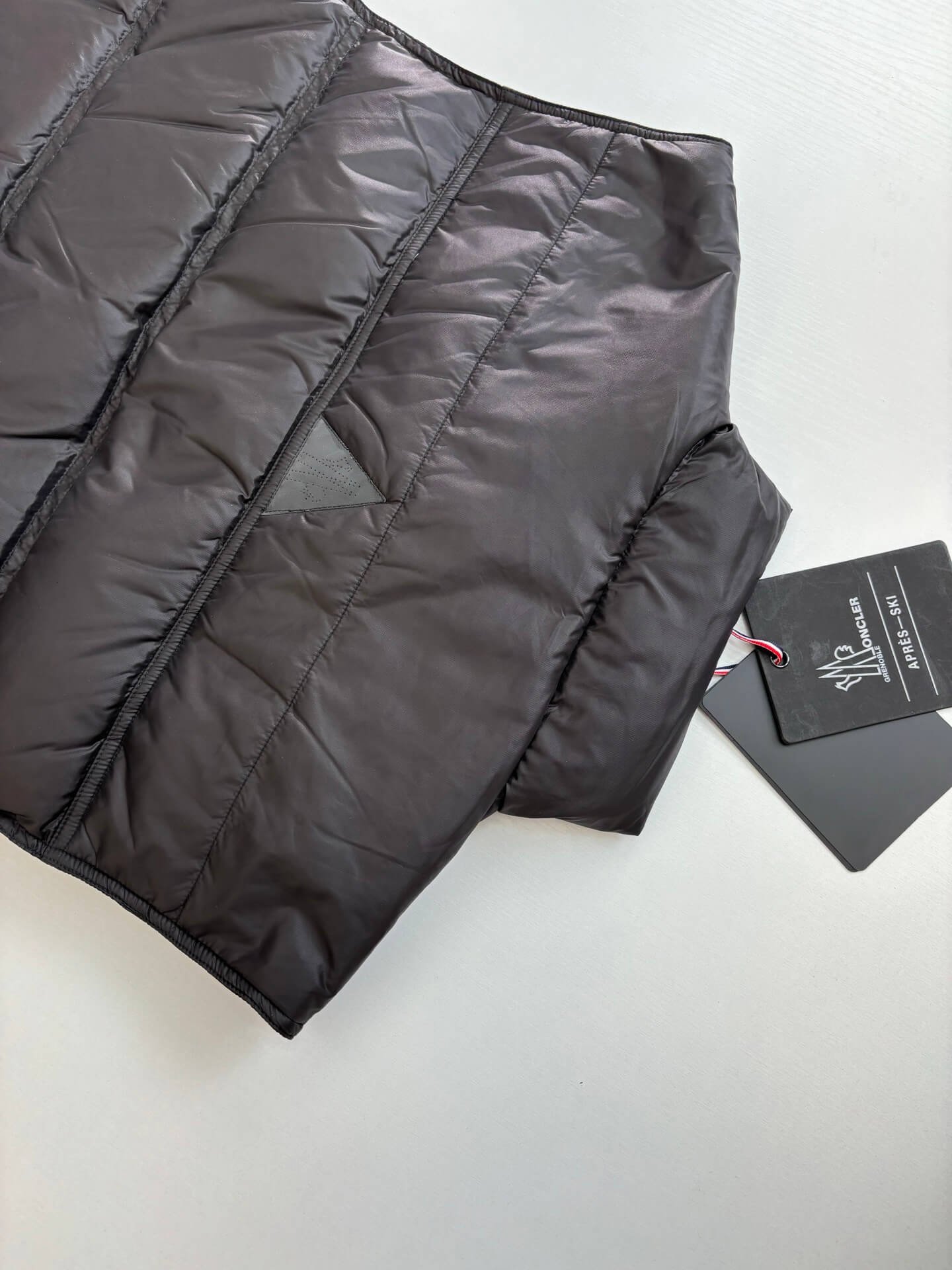 モンクレール メンズ ダウンジャケット コピー品 ファッション 送料無料