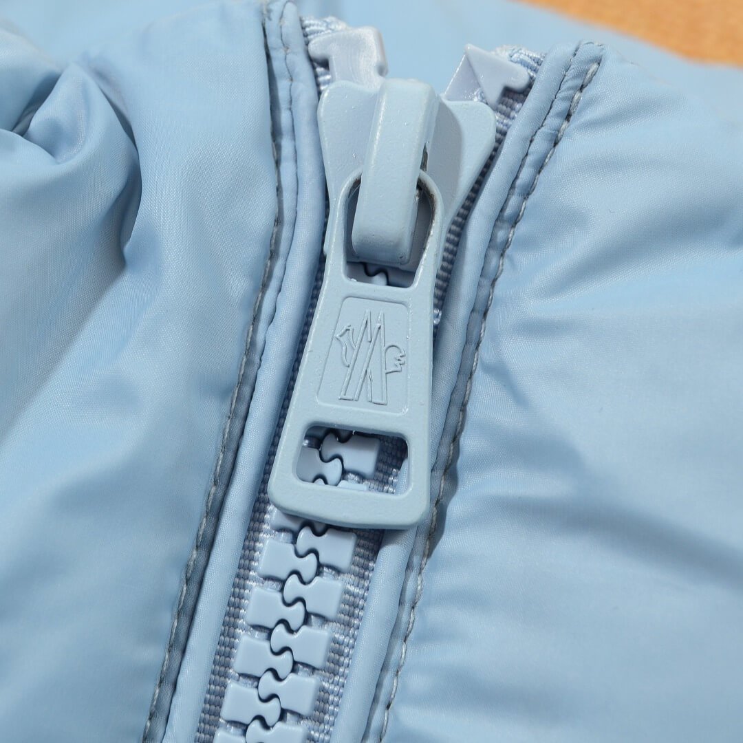 モンクレール メンズ ダウンジャケット コピー 最新モデル 品質保証