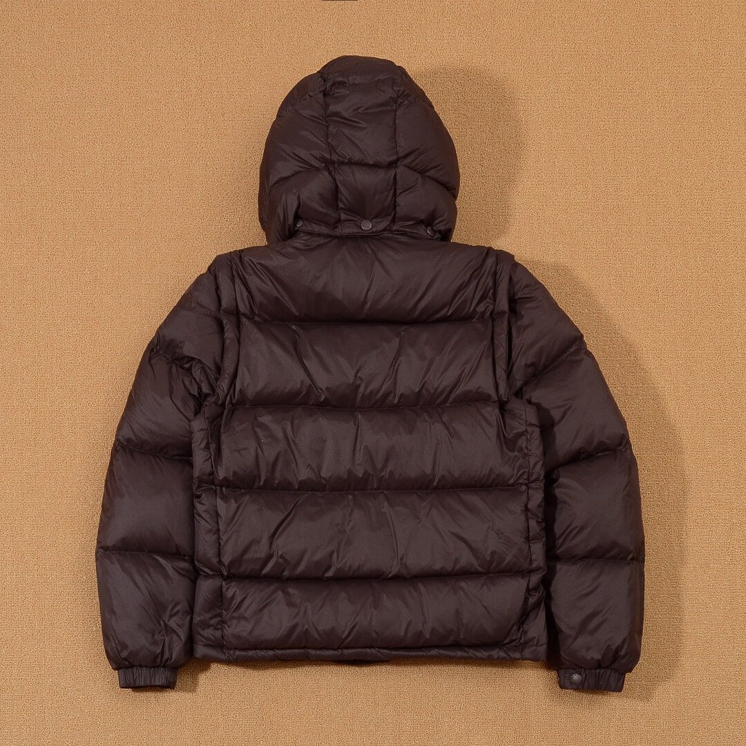 モンクレール メンズ ダウンジャケット コピー スタイリッシュ 軽やかな着心地