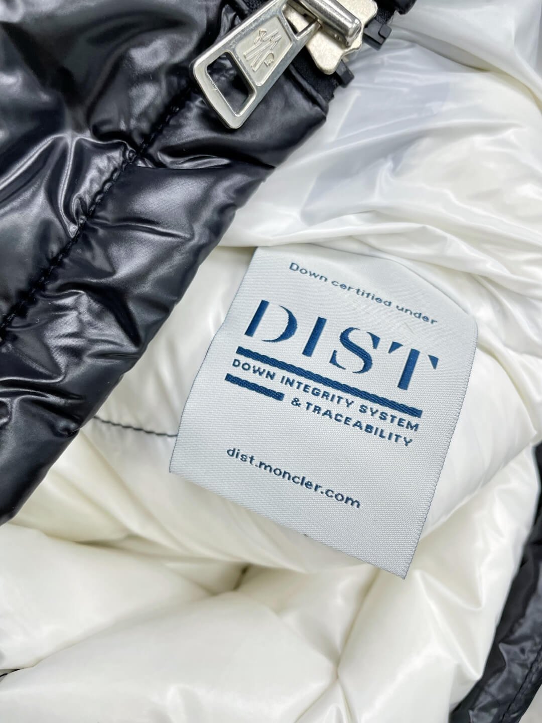 モンクレール メンズ ダウンジャケット スーパーコピー セール 大特価