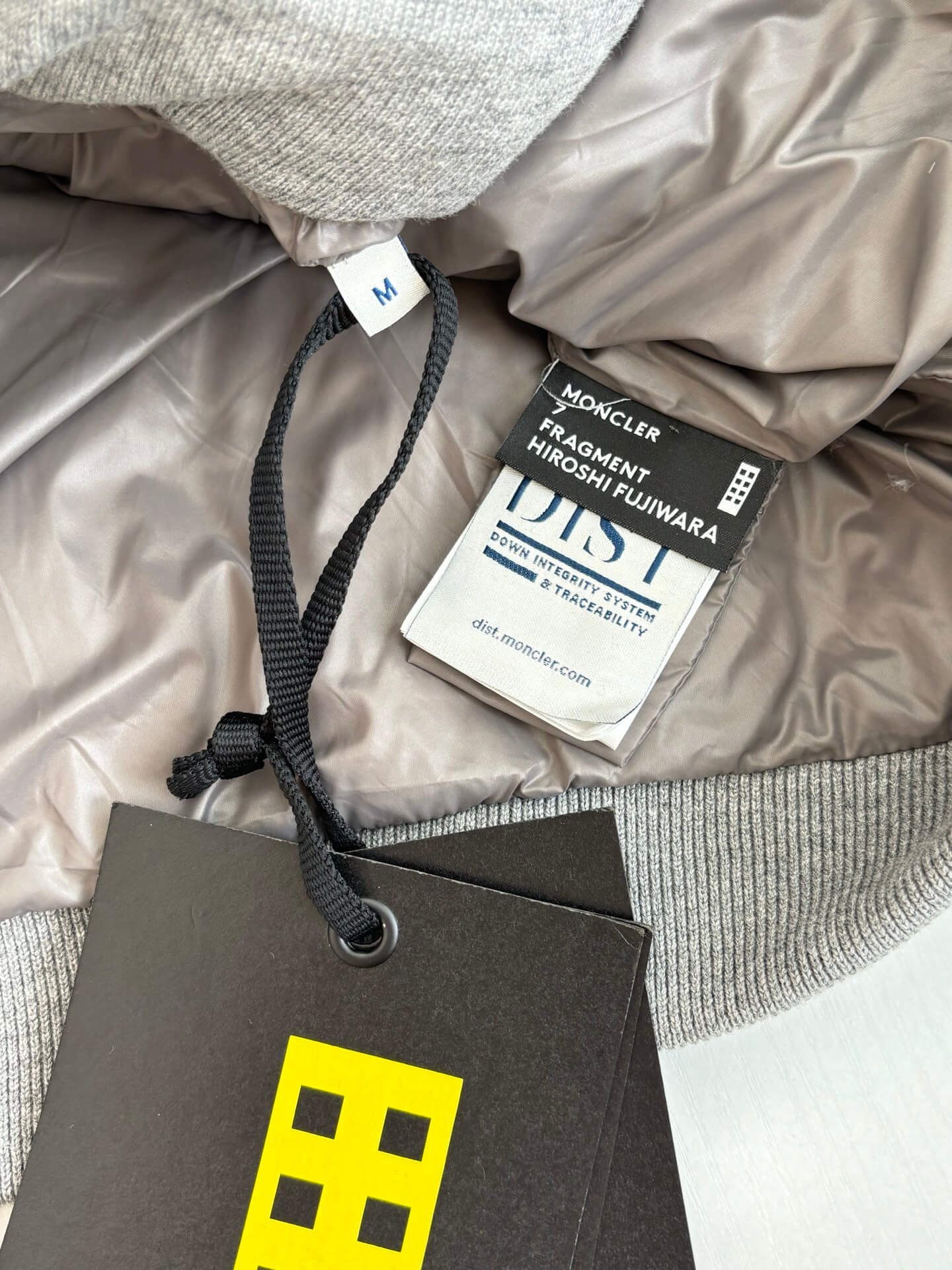 モンクレール メンズ ダウンジャケット 偽物 激安 冬