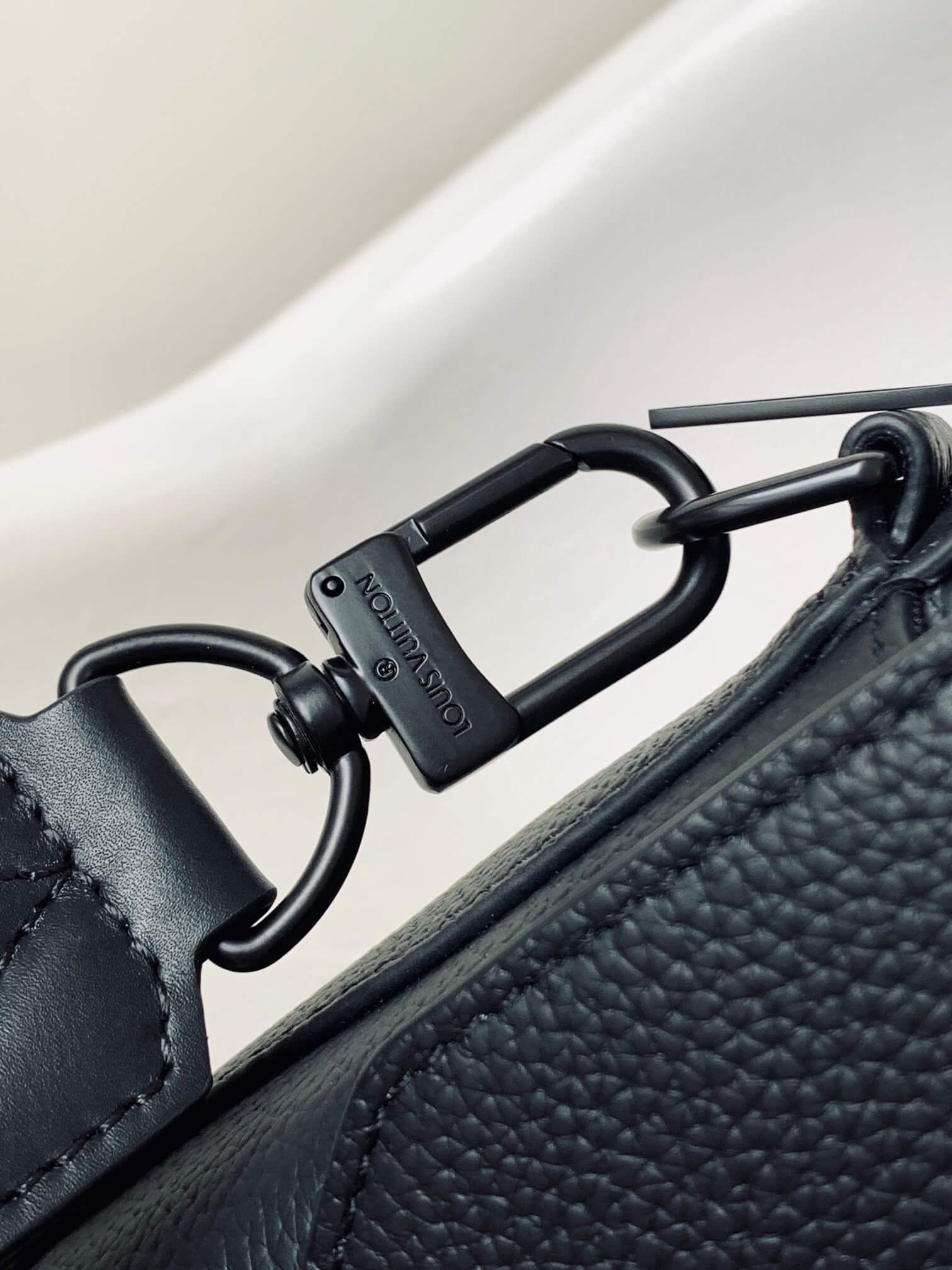 M22482 ルイヴィトン メンズ ショルダーバッグ コピー 高評価 プレミアム品質 - 画像 (6)