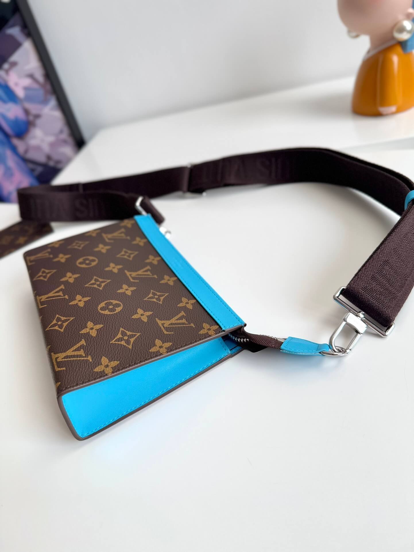 M13572 ルイヴィトン メンズ ショルダーバッグ コピー 耐久性抜群 即納 - 画像 (2)