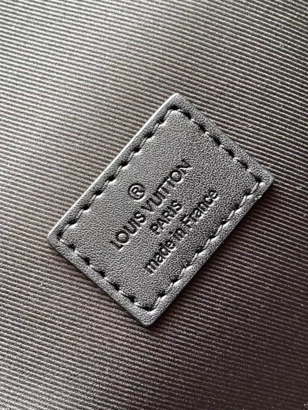 M26020 ルイヴィトン メンズ ショルダーバッグ コピー 新作 高級素材 - 画像 (9)