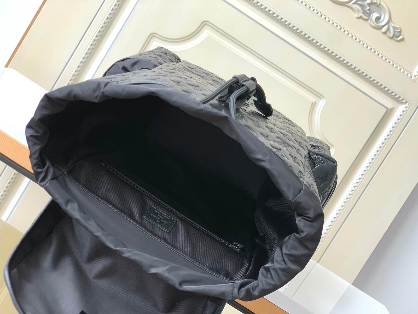 M43680 ルイヴィトン メンズ バックパック コピー 高評価 プレミアム品質 - 画像 (8)