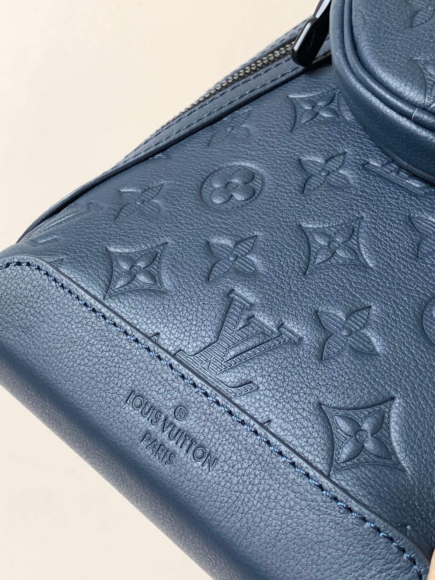 M24467 ルイヴィトン メンズ スリングバッグ ショルダーバッグ 偽物 ベストセラー ビジネスにもカジュアルにも - 画像 (5)