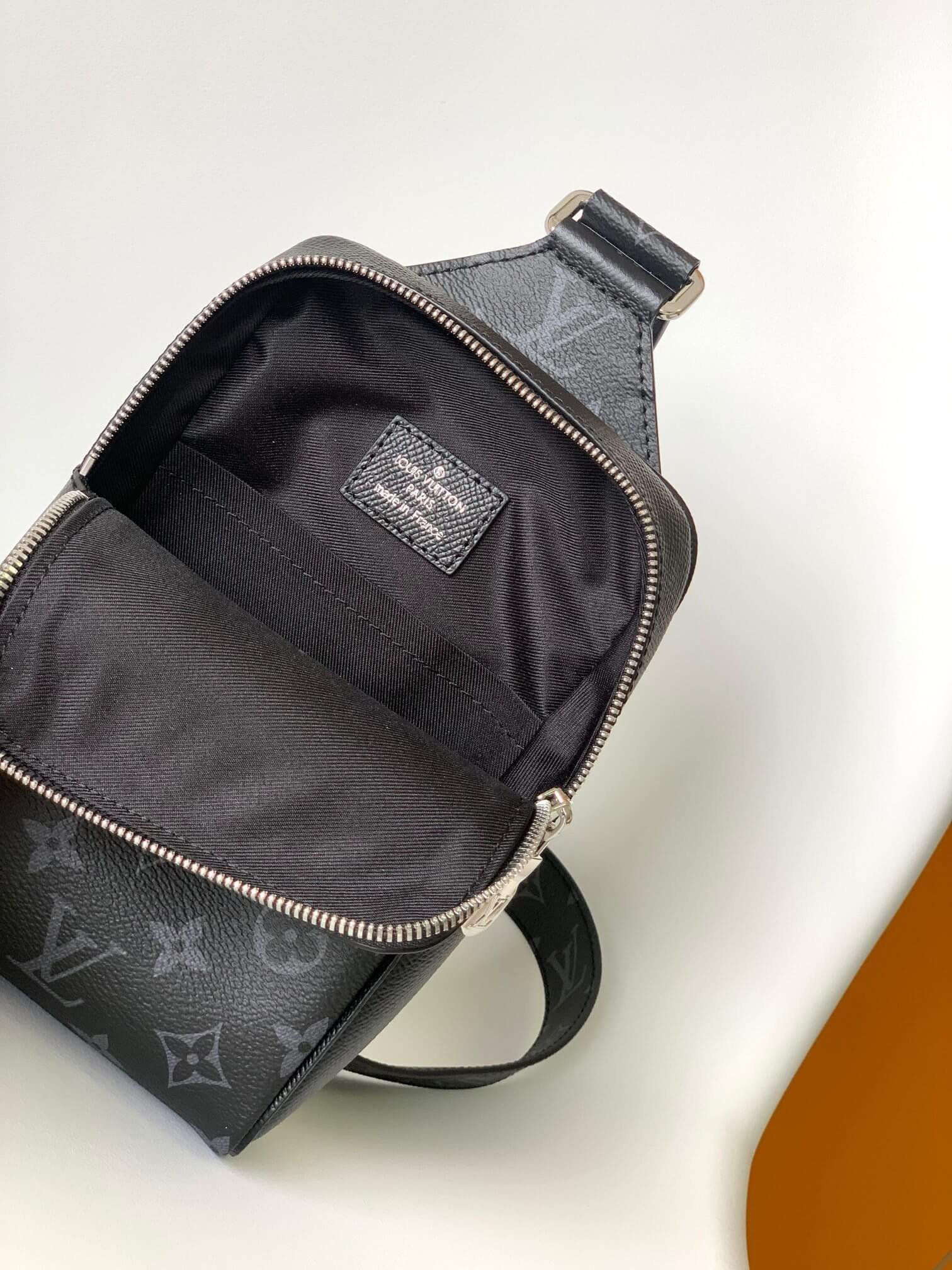 M30741 ルイヴィトン メンズ ショルダーバッグ スーパーコピー ラグジュアリー感 プレゼントにも最適 - 画像 (8)