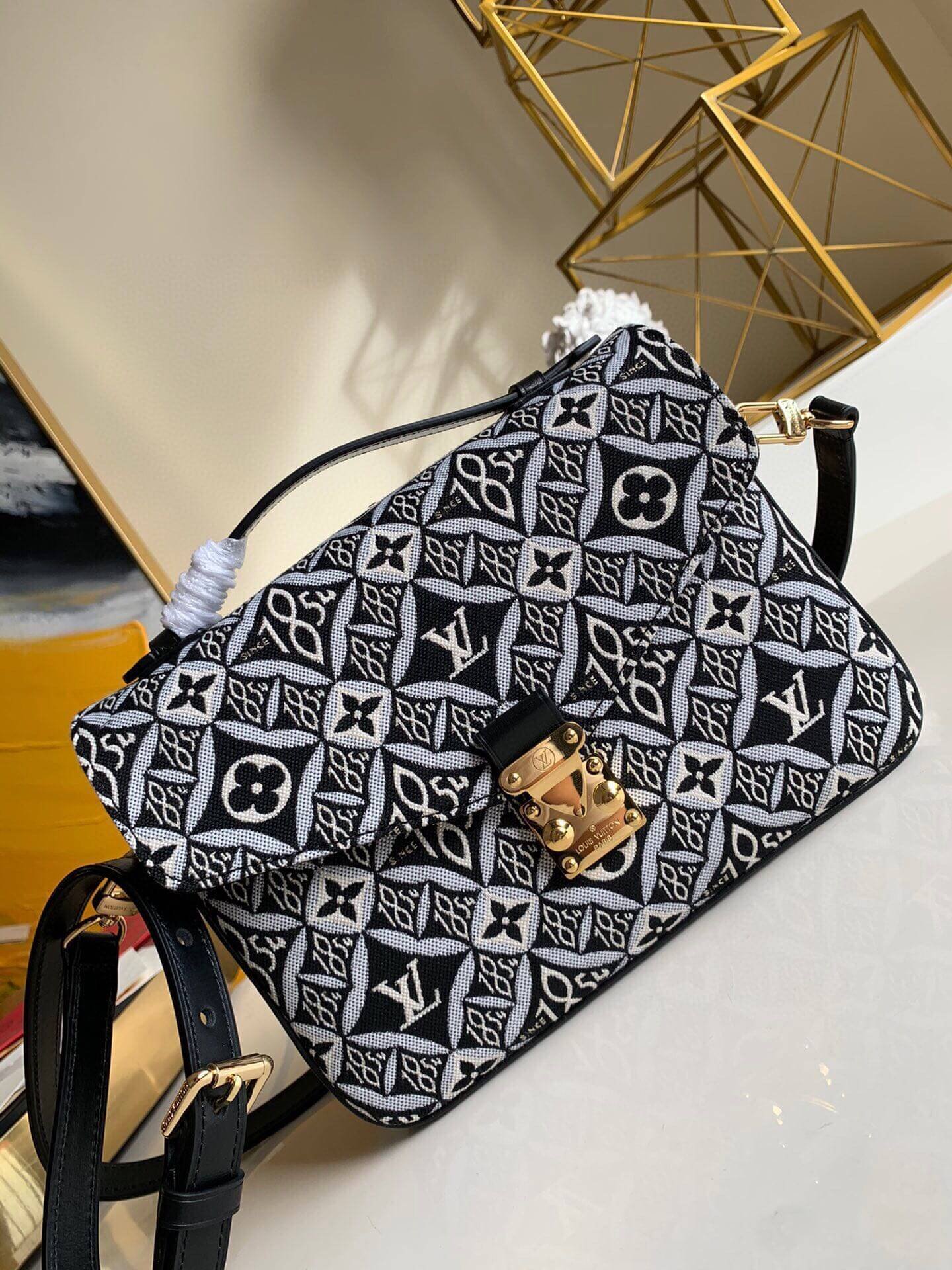 M57272 ルイヴィトン メンズ ショルダーバッグ 偽物 ビジネスにもカジュアルにも プレゼントにも最適 - 画像 (2)