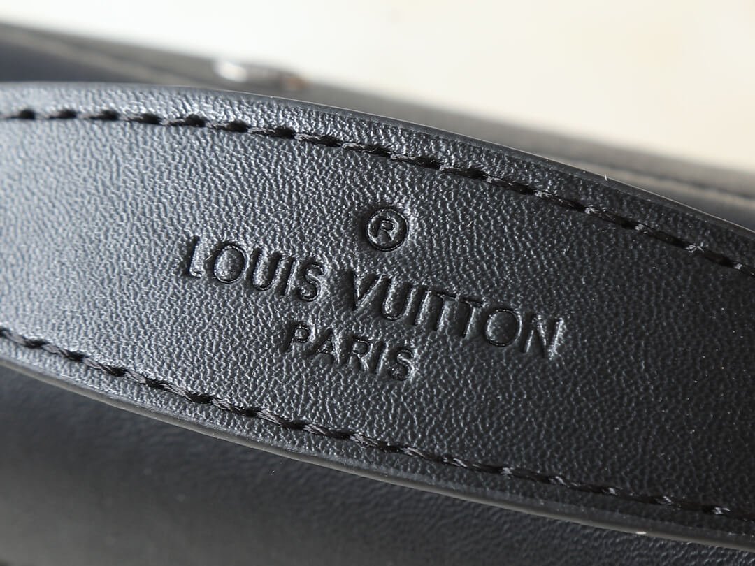 M13888 ルイヴィトン メンズ ショルダーバッグ コピー品 特別仕様 ハイクオリティ - 画像 (5)