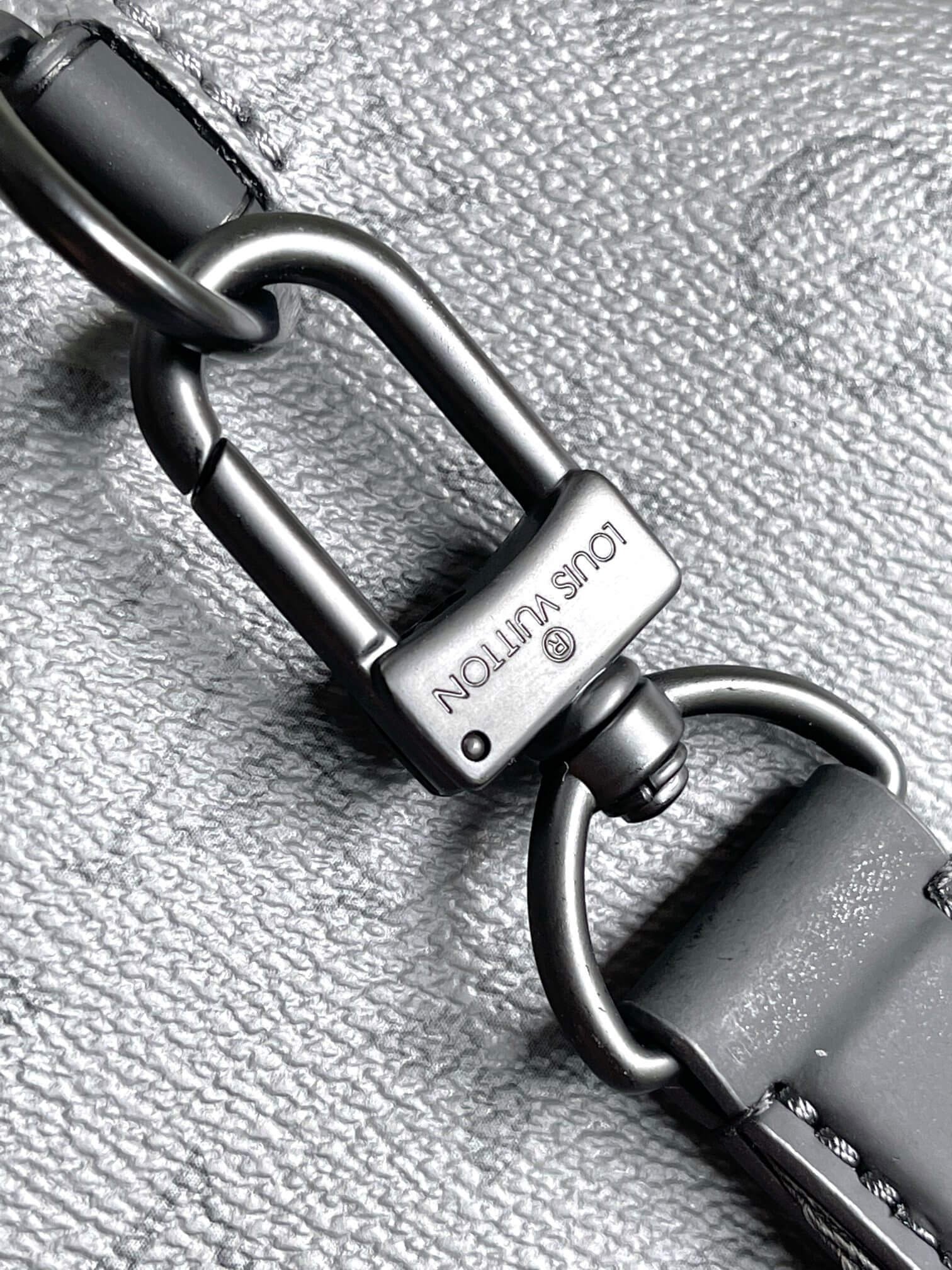 M11703 ルイヴィトン メンズ ショルダーバッグ 偽物 おしゃれ 洗練されたデザイン - 画像 (7)