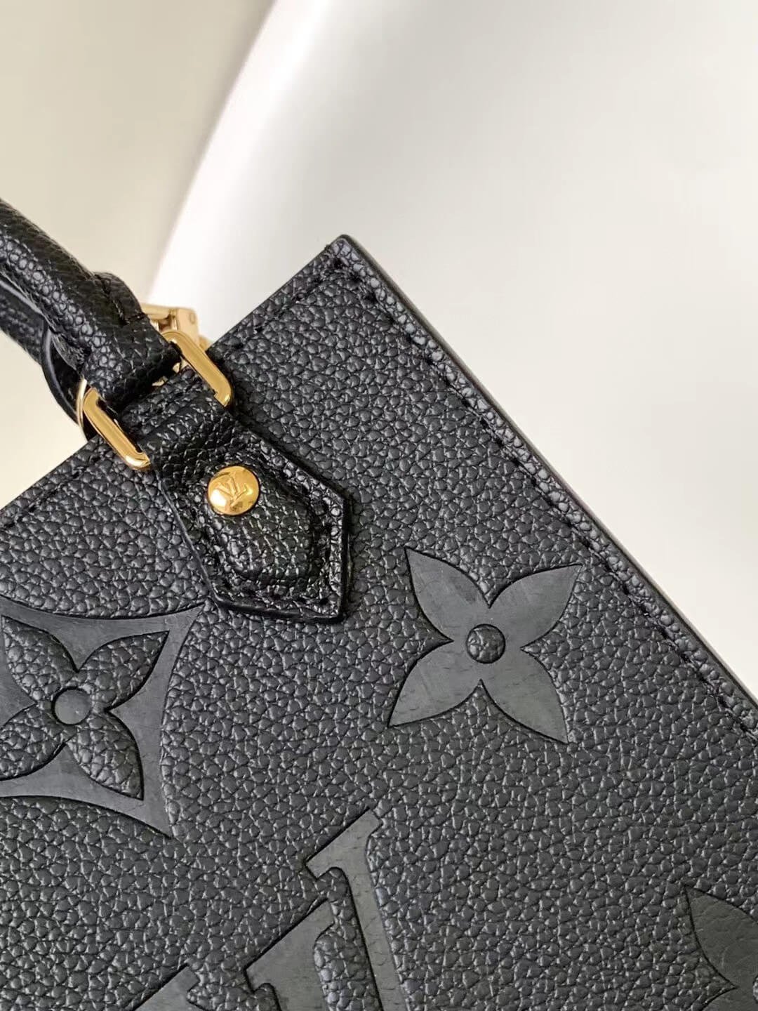 M81417 ルイヴィトン メンズ ショルダーバッグ 偽物 即納 高評価 - 画像 (5)