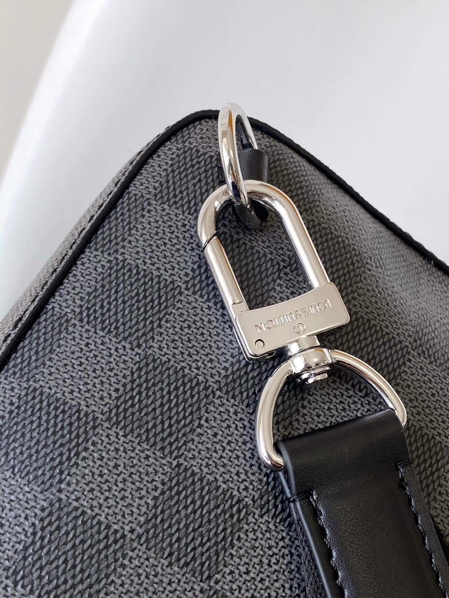 N00086 ルイヴィトン メンズ ショルダーバッグ コピー品 上質な仕上がり 新作 - 画像 (8)