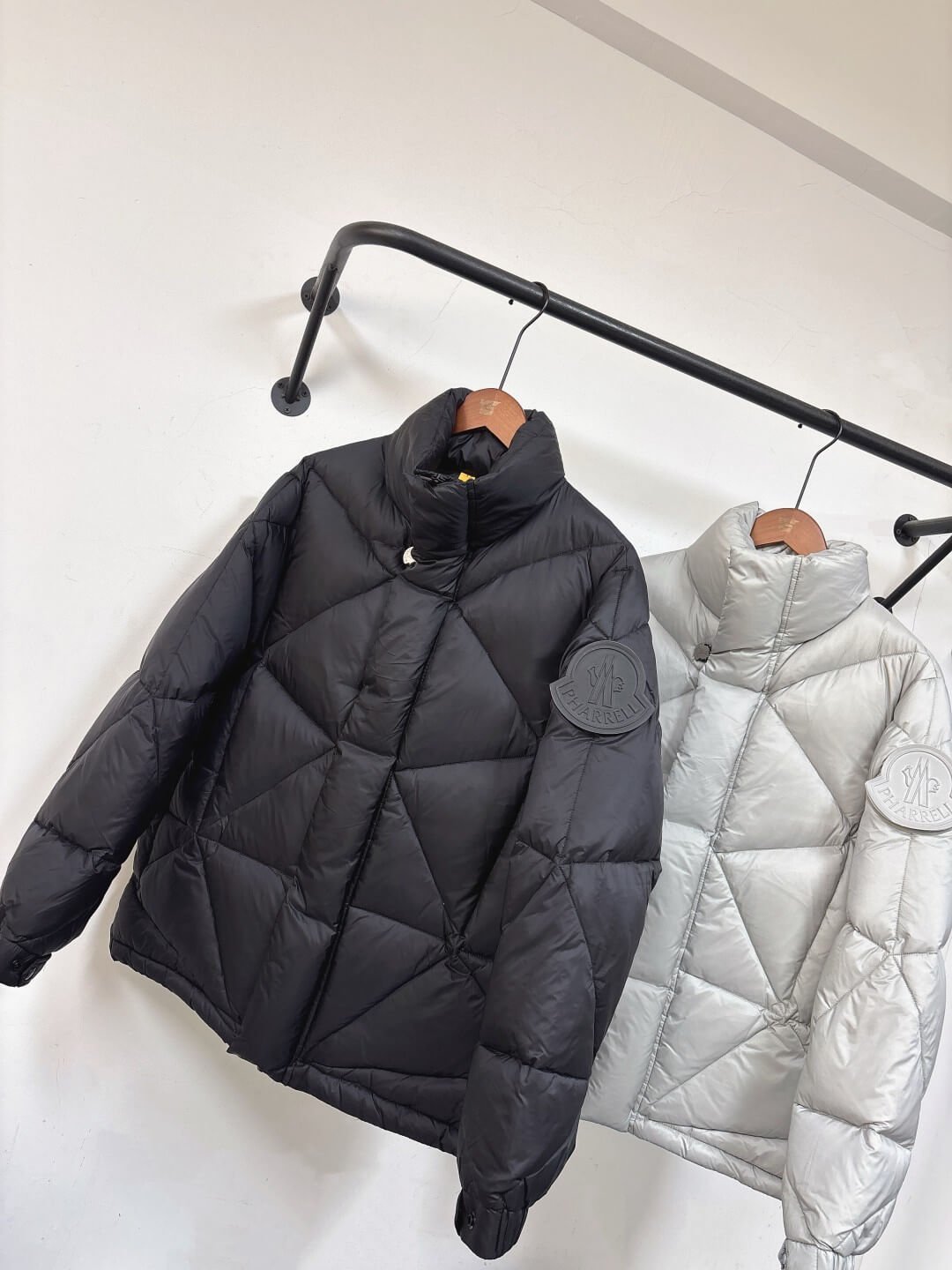 モンクレール メンズ ダウンジャケット コピー 通販 特別仕様 - 画像 (2)