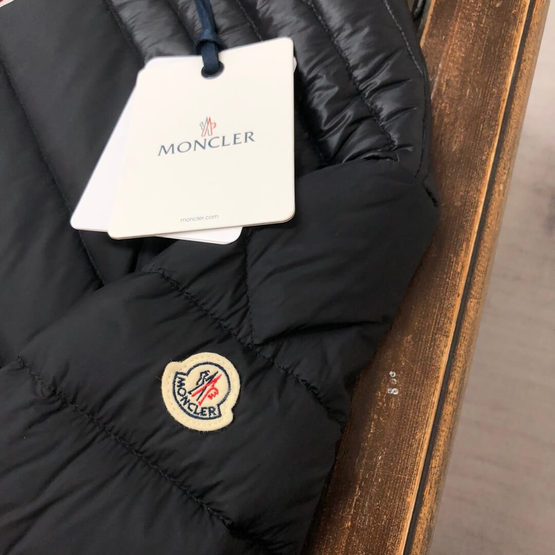 モンクレール メンズ ダウンジャケット コピー 大特価 ハイクオリティ - 画像 (5)