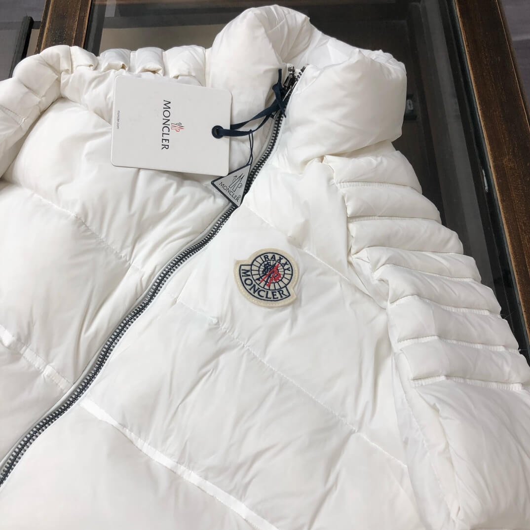 モンクレール メンズ ダウンジャケット コピー品 ファッション 送料無料 - 画像 (4)