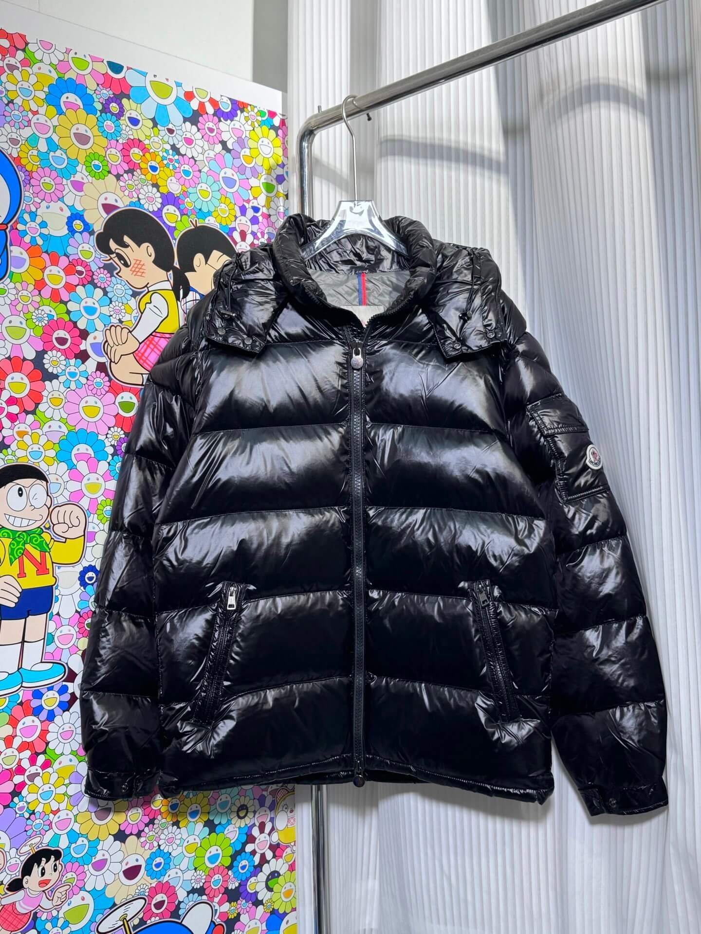 モンクレール メンズ ダウンジャケット コピー 軽やかな着心地 冬