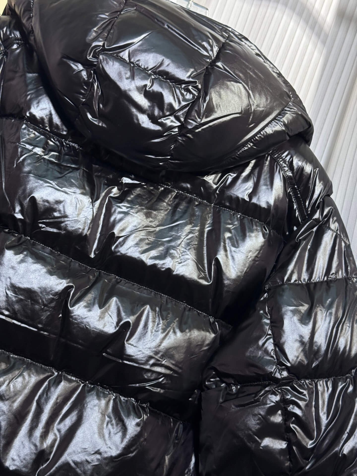 モンクレール メンズ ダウンジャケット コピー 軽やかな着心地 冬 - 画像 (5)