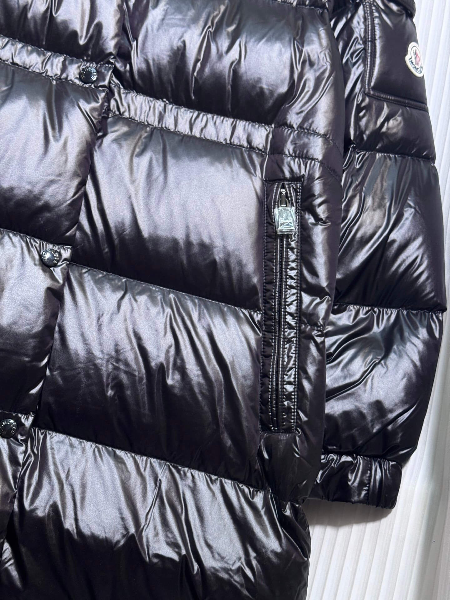 モンクレール メンズ ダウンジャケット コピー 流行 カジュアルスタイル - 画像 (4)