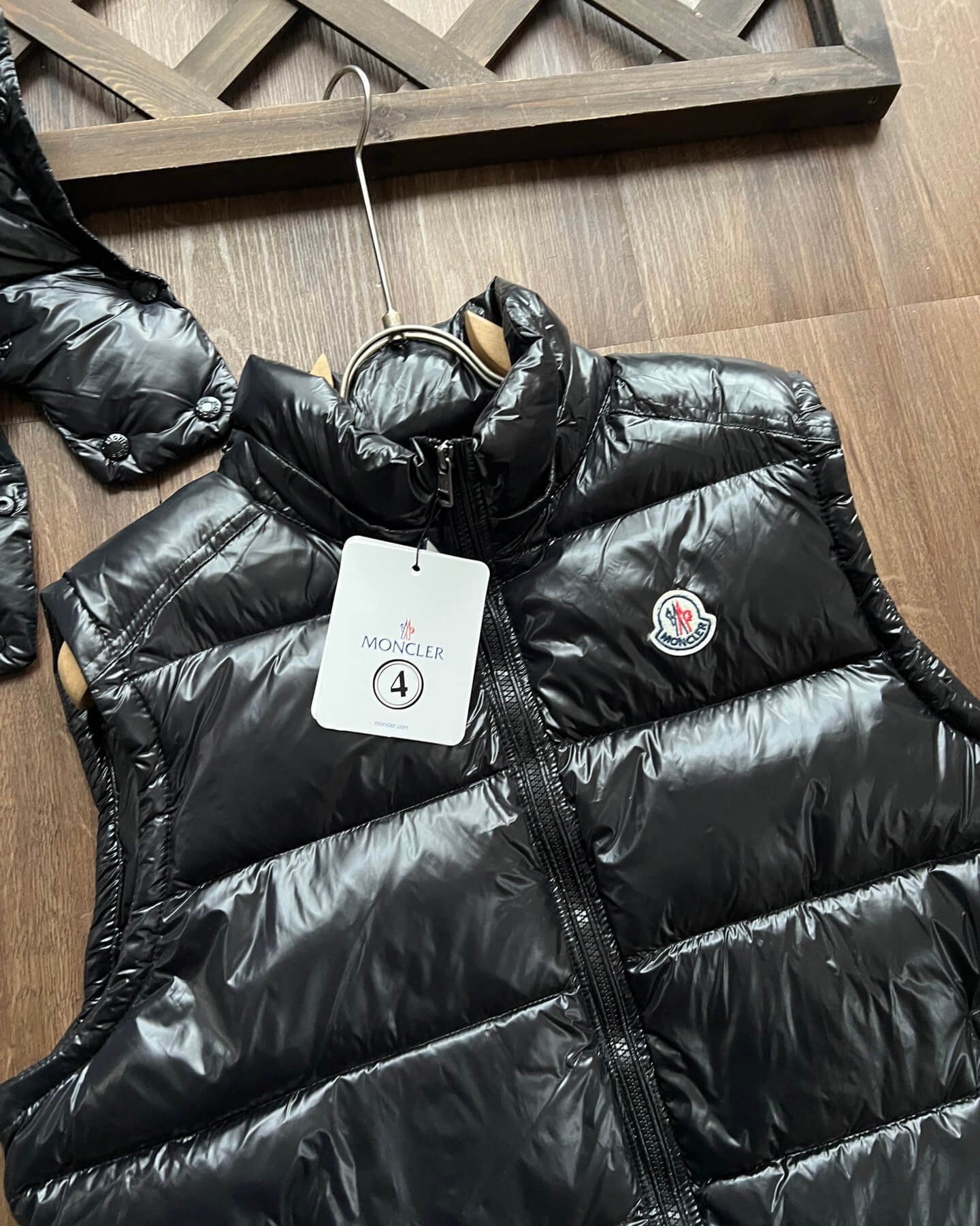 モンクレール メンズ ダウンジャケット スーパーコピー 通気性良い 大特価 - 画像 (5)