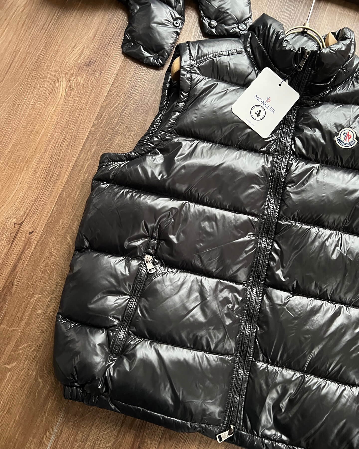 モンクレール メンズ ダウンジャケット スーパーコピー 通気性良い 大特価 - 画像 (9)