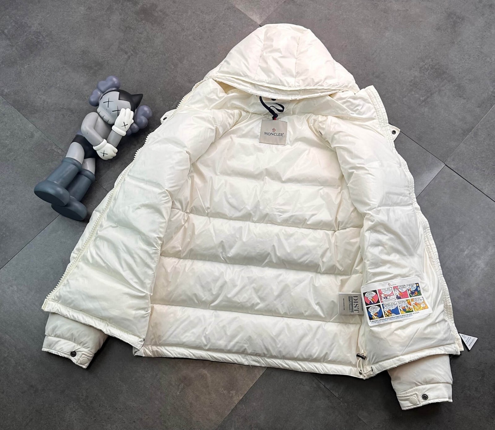 モンクレール メンズ ダウンジャケット スーパーコピー ベストセラー 特価 - 画像 (2)