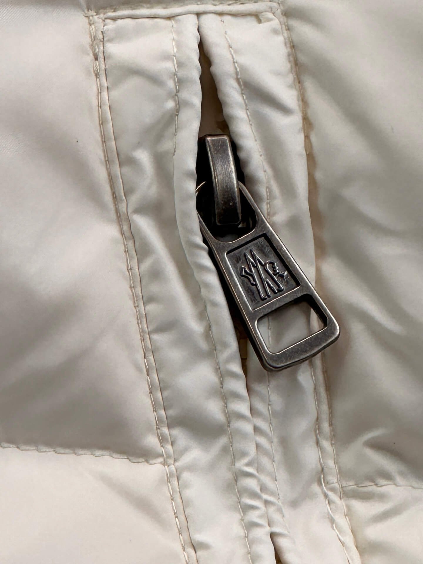 モンクレール メンズ ダウンジャケット スーパーコピー ベストセラー 特価 - 画像 (6)