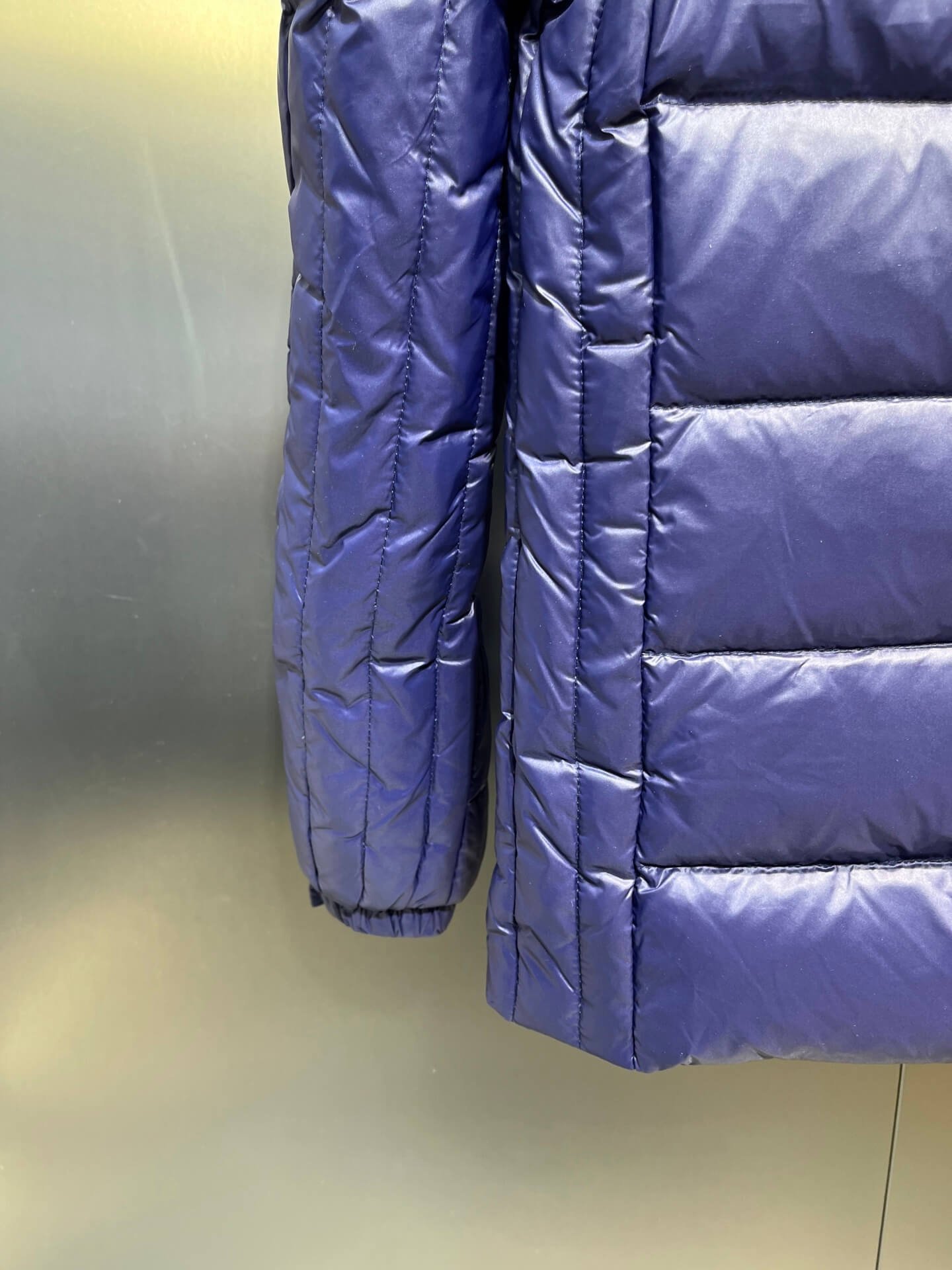 モンクレール メンズ ダウンジャケット スーパーコピー N級品 アウトドアに最適 - 画像 (7)