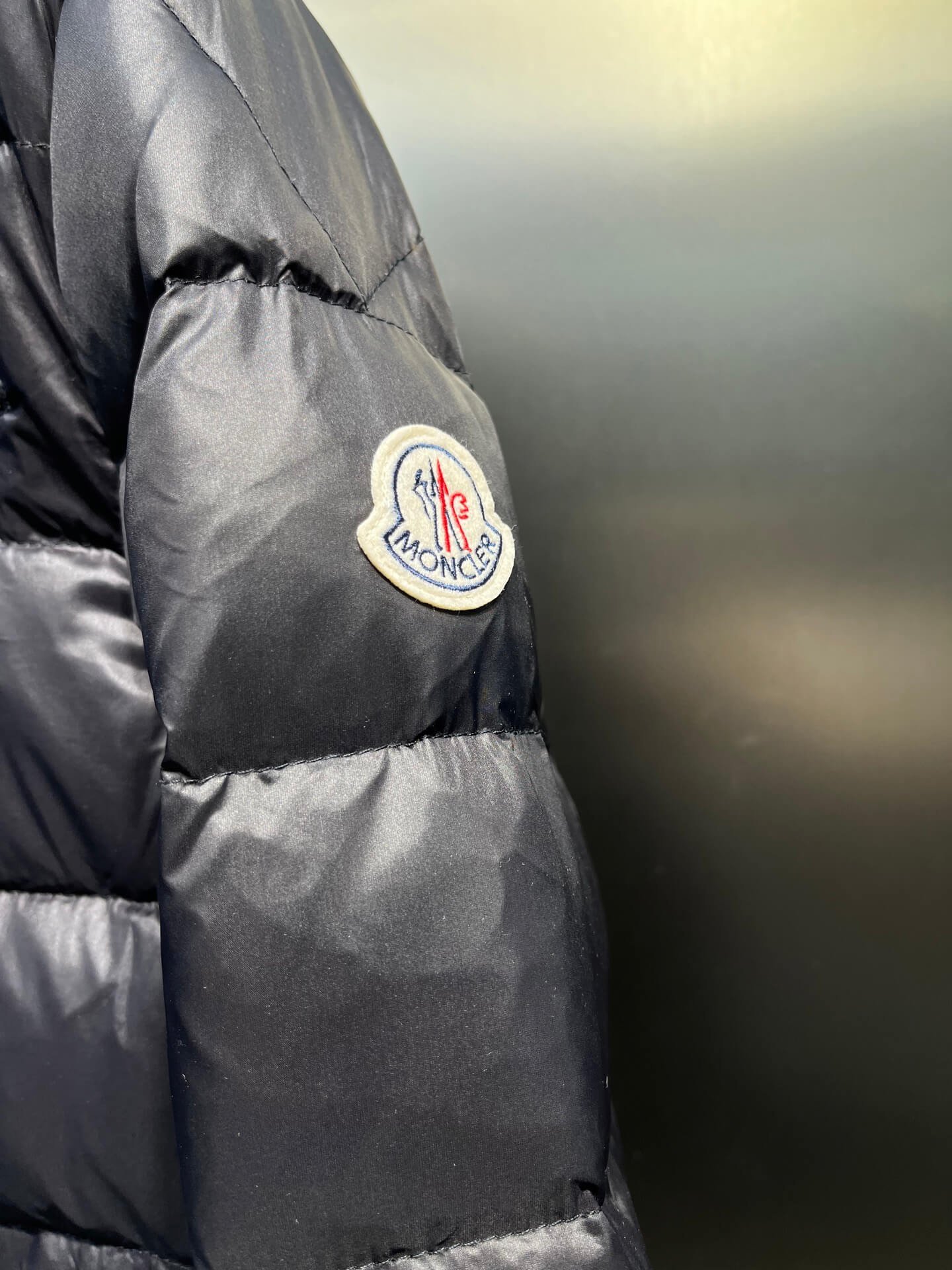 モンクレール メンズ ダウンジャケット 偽物 正規品品質 送料無料 - 画像 (4)