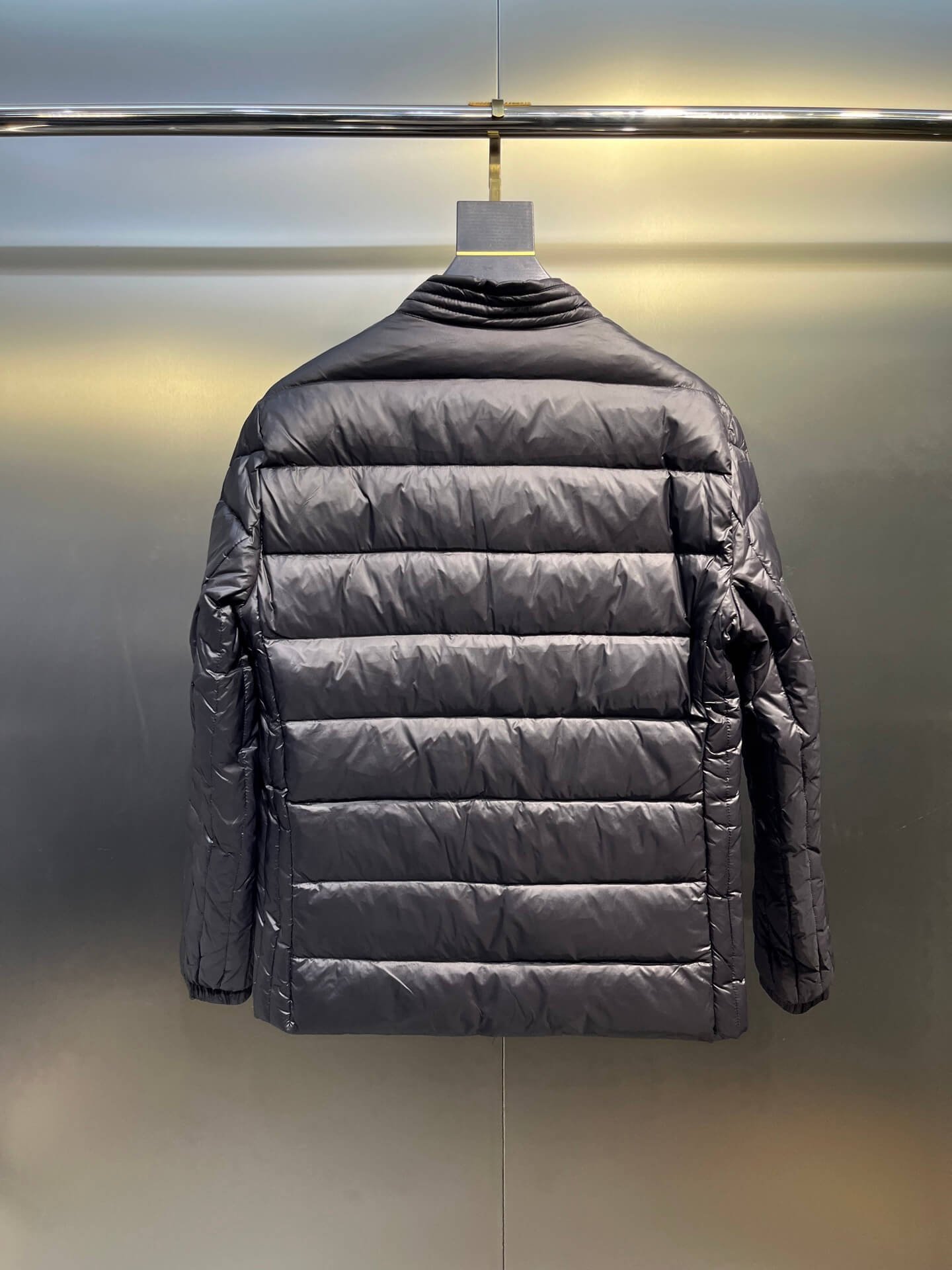 モンクレール メンズ ダウンジャケット 偽物 正規品品質 送料無料 - 画像 (5)
