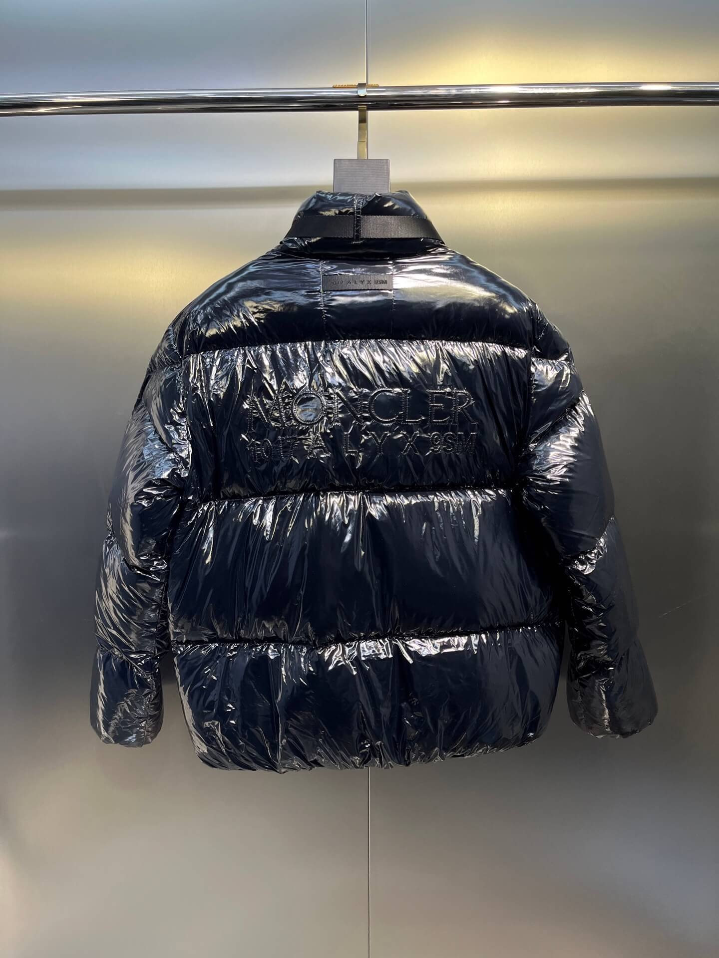 モンクレール メンズ ダウンジャケット コピー カジュアルスタイル 防風 - 画像 (5)